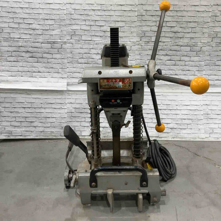 マキタ(makita) 手動角ノミ 最大切込深さ161mm 7305【川口店】