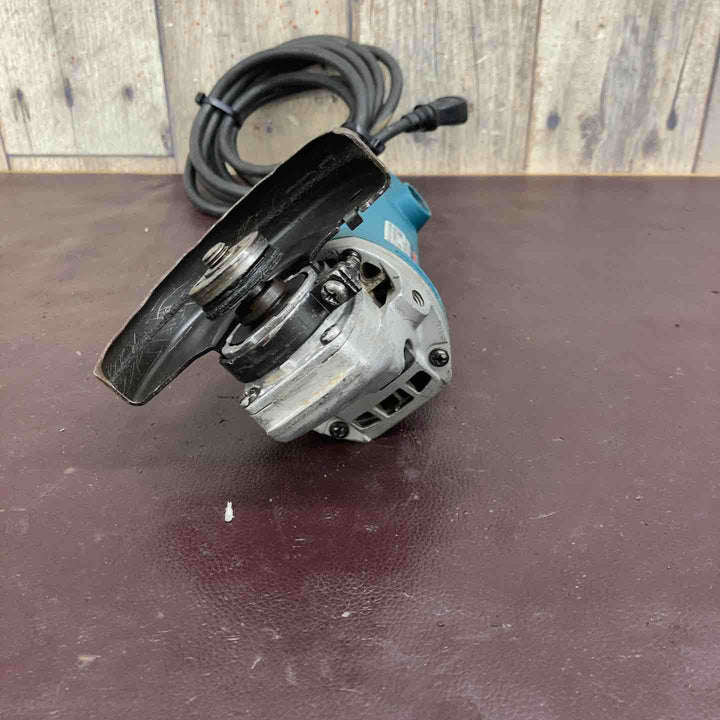 【中古品】マキタ(makita) 100mm ディスクグラインダー  9520B【東大和店】