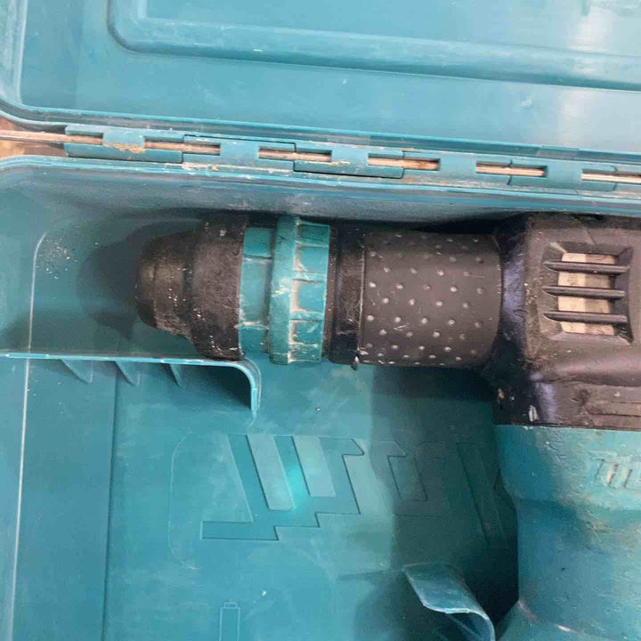★マキタ(makita) 電動ケレン スタンダードタイプ HK1820【町田店】