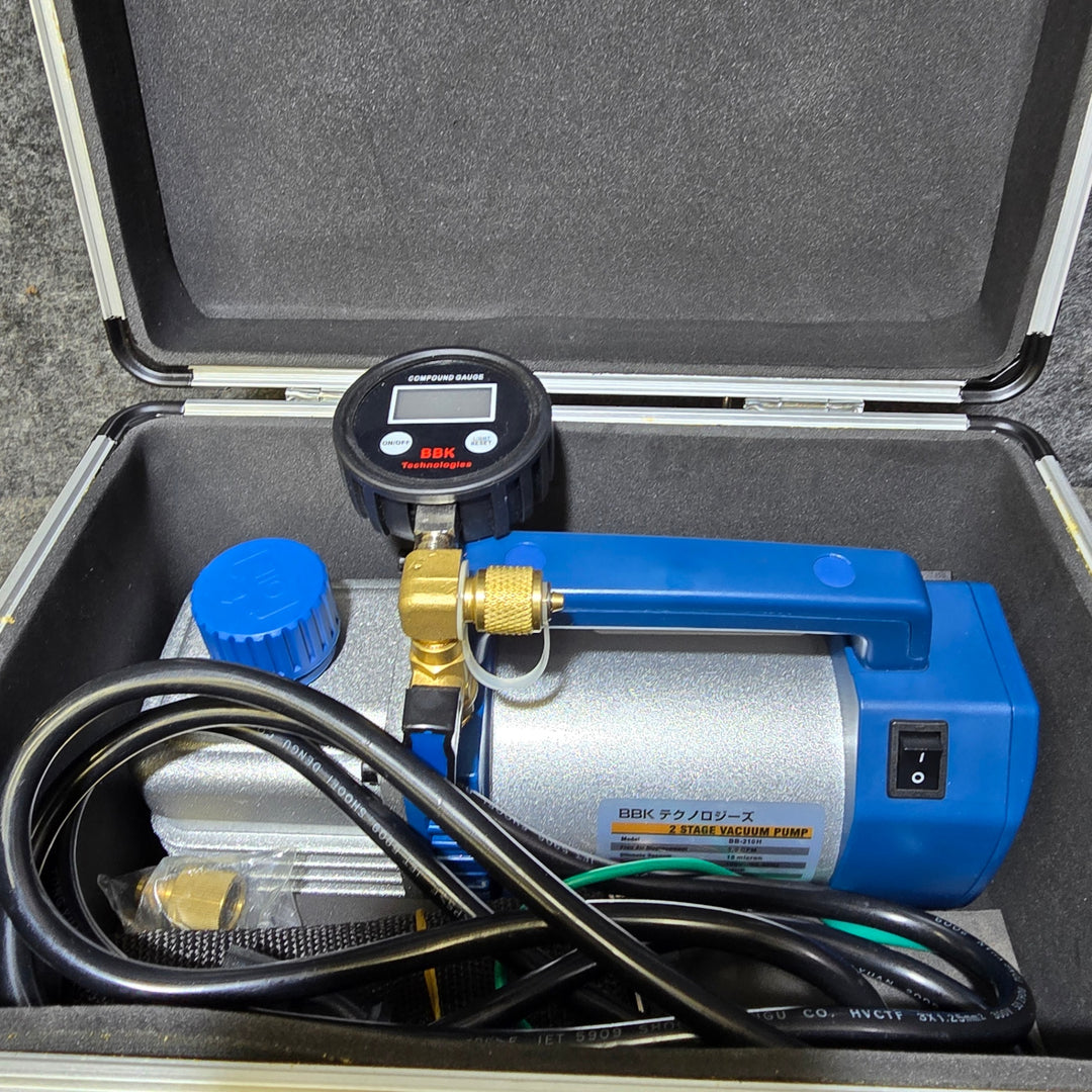 【美品】BBK ハイブリッド真空ポンプ(超薄型デジタルゲージ付) BB-210HD【桶川店】