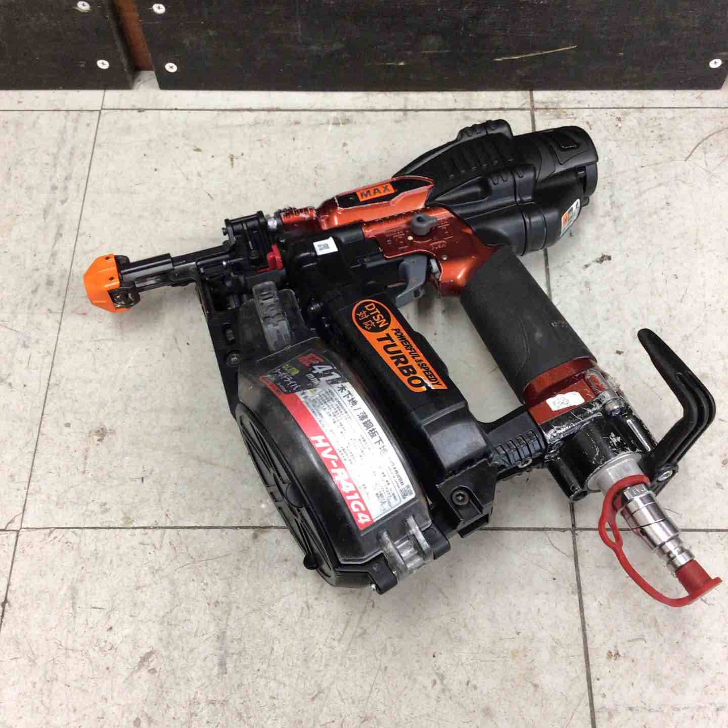 中古品】 マックス/MAX 高圧エアネジ打ち機 HV-R41G4-R 【鴻巣店