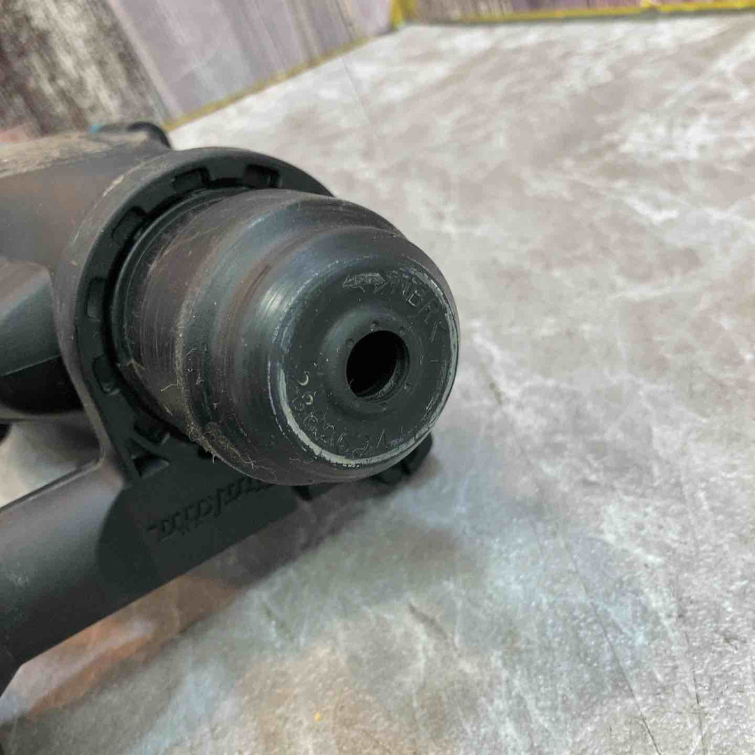 【中古品】★マキタ(makita) ハンマドリル HR1830F【八潮店】