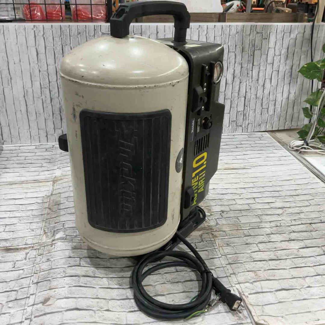 【現状品】マキタ 常圧コンプレッサー AC9031 保証なし【川口店】
