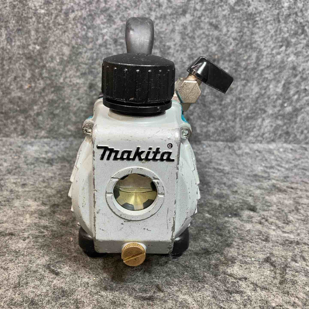 マキタ(makita) コードレス真空ポンプ VP180DZ【桶川店】