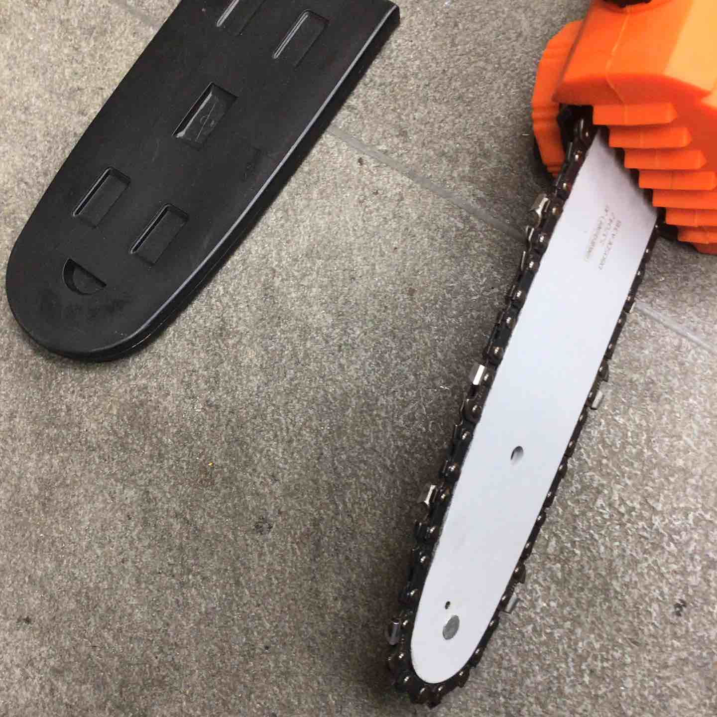 ヤードフォース YF5299 高枝チェーンソー【リライズ野田愛宕店】【店頭取引限定】【中古】管理番号：ITRL4WBMZM16 高枝切電動チェーンソー | YARD FORCE JP