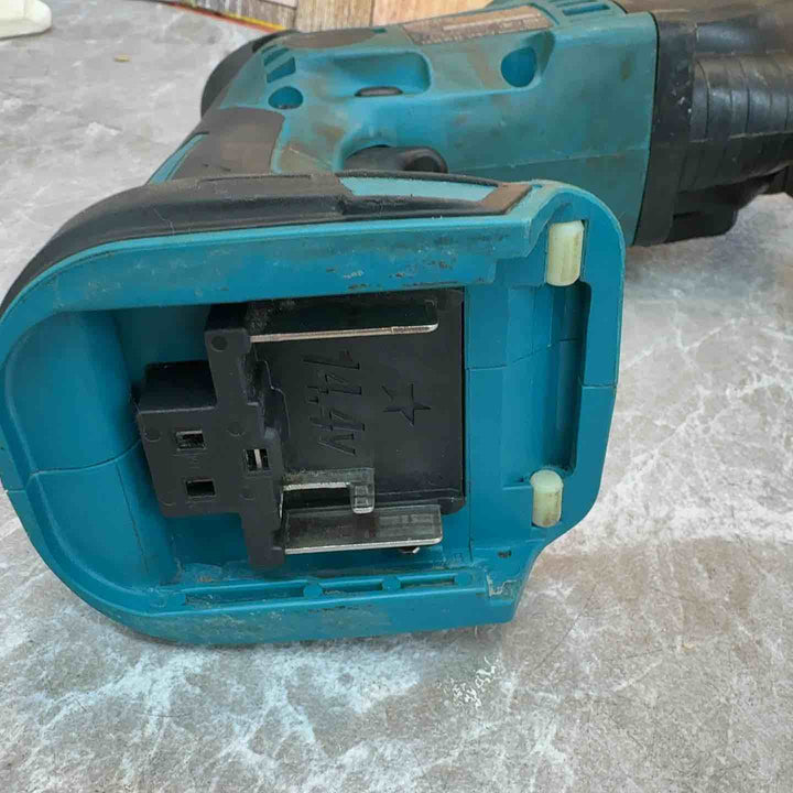 ☆マキタ(makita)  コードレスハンマドリル HR164DZ【八潮店】