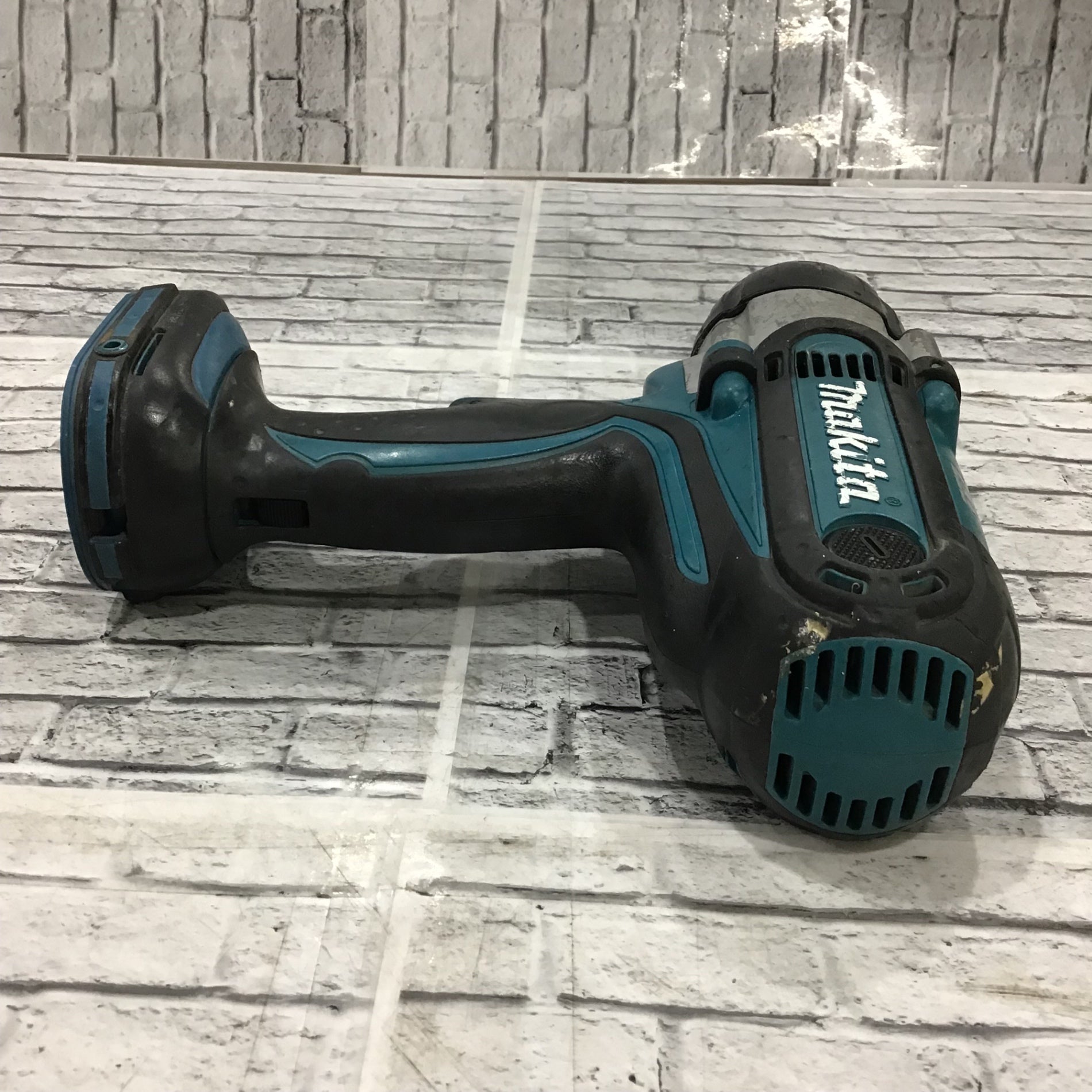 ☆マキタ(makita) コードレスインパクトレンチ TW450DZ【川口店