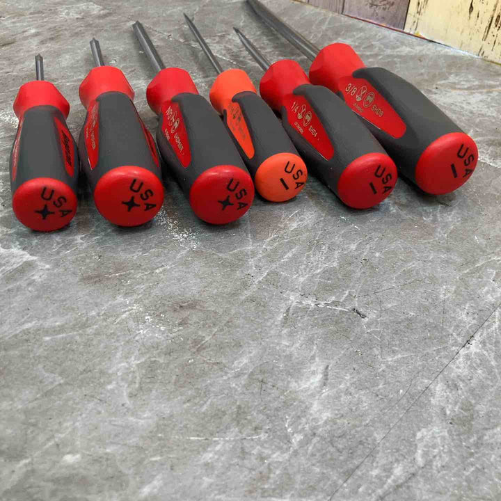 スナップオン(Snap-on) ドライバー SHDP63、42、31　SHD8、4、146　6点セット【八潮店】