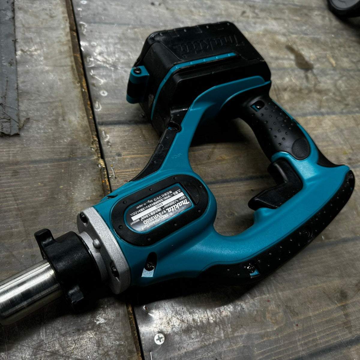 ☆マキタ(makita) コードレスコンクリートバイブレータ VR350DZ【戸田 ☆マキタ(makita) コードレスコンクリートバイブレータ VR350DZ【戸田