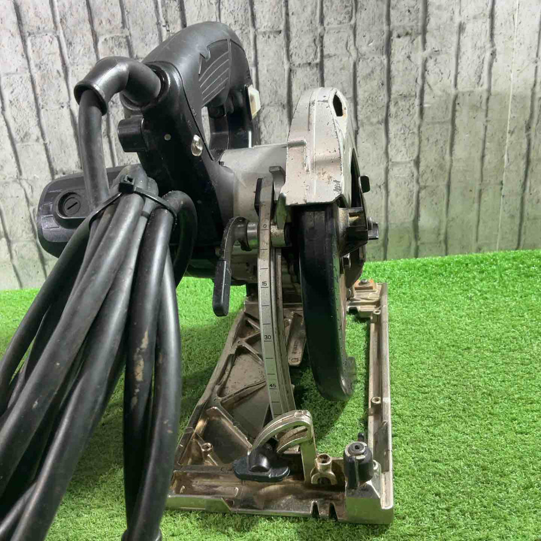 ★マキタ(makita) 電気マルノコ HS6301B 動作確認済【川口店】