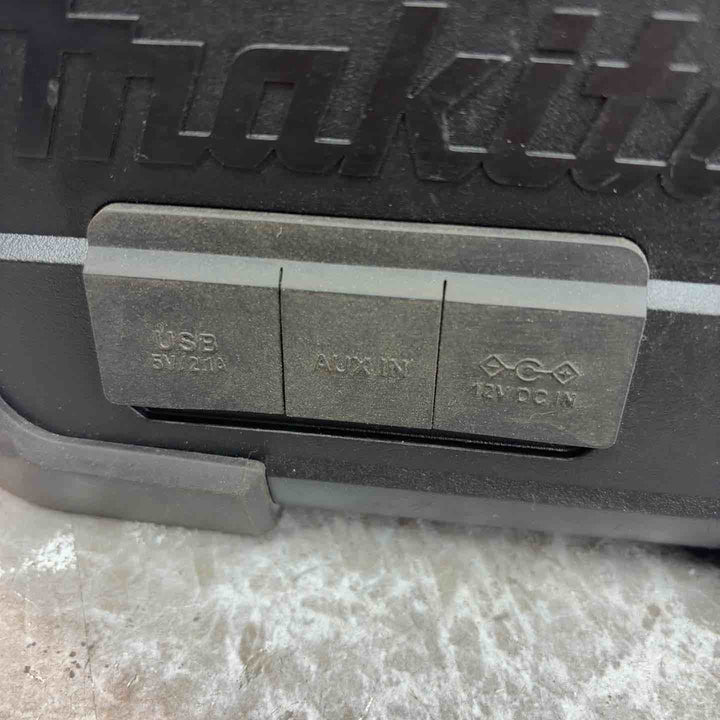 ☆マキタ(makita) コードレススピーカー MR200B【八潮店】