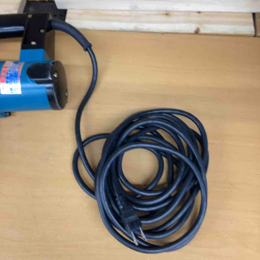 ★マキタ(makita) 電動ケレン HK1810【越谷店】