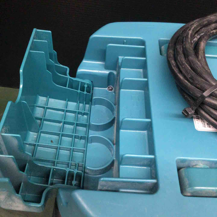 ★マキタ(makita) 集じん機 乾式 484(P)【戸田店】