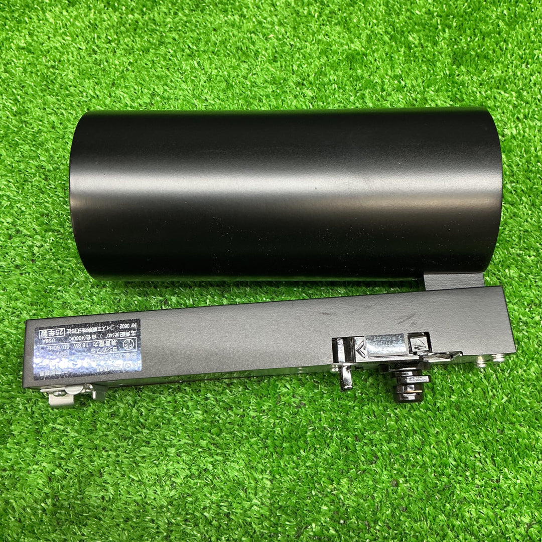 【未使用品】コイズミ　照明 スポットライト HID35W XS706808BW【電材館越谷店】