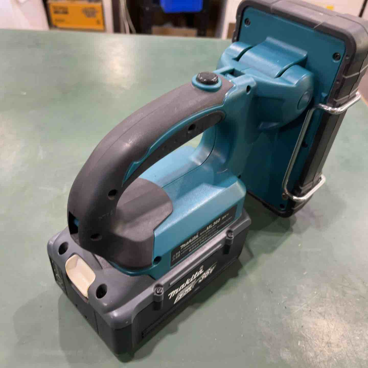 ☆マキタ(makita) コードレス蛍光灯 ML360【川口店】 – アクトツール