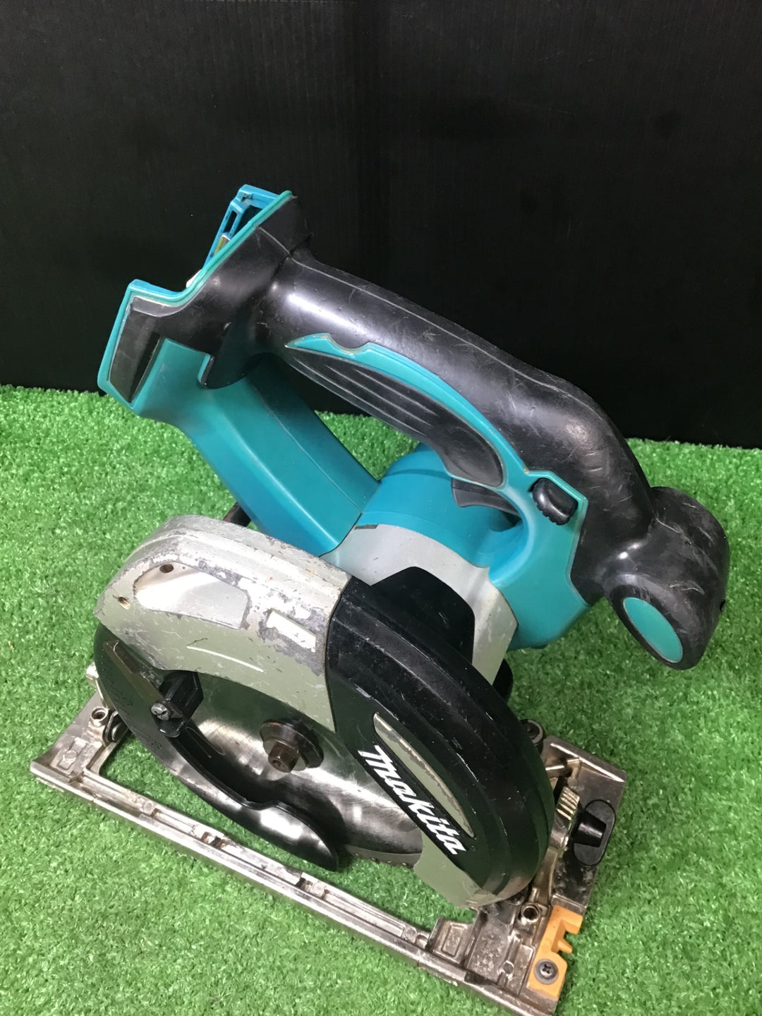 ★マキタ(makita) コードレス丸のこ HS630DZ【岩槻店】