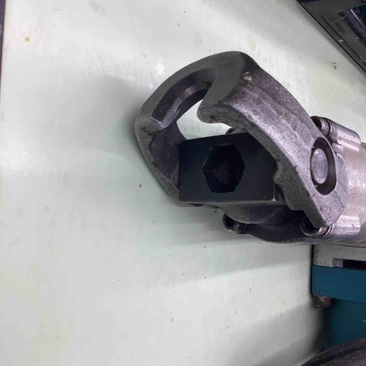 ★マキタ(makita) 電動ハンマ HM0830【越谷店】