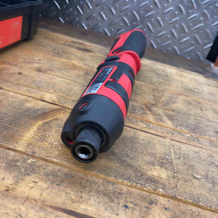 ◇パナソニック(Panasonic) スティックインパクトドライバ EZ7521LA1S-R レッド【所沢店】