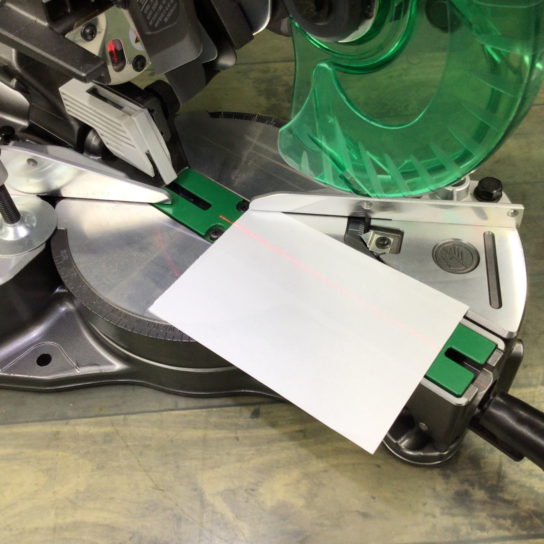 ハイコーキ(HIKOKI ※旧:日立工機) コードレス卓上スライド丸のこ