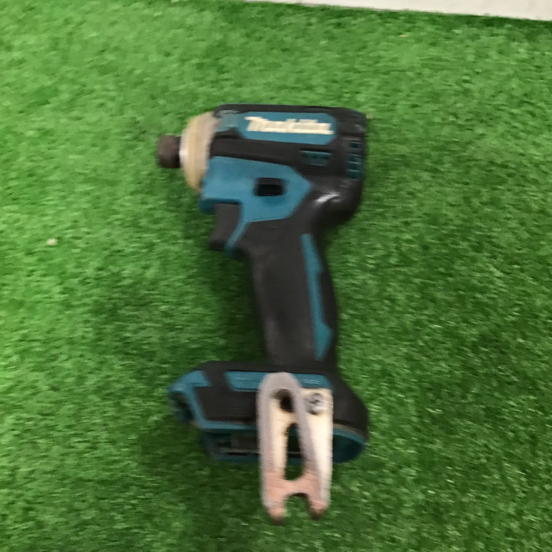 マキタ(makita) コードレスインパクトドライバー TD161DRMXAB【町田店】 マキタ(makita) コードレスインパクトドライバー TD161DRMXAB