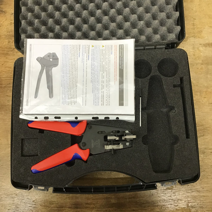 ▼クニペックス(KNIPEX) ワイヤーストリッパー 12 12 11 ケース留め具片方欠品【柏店】