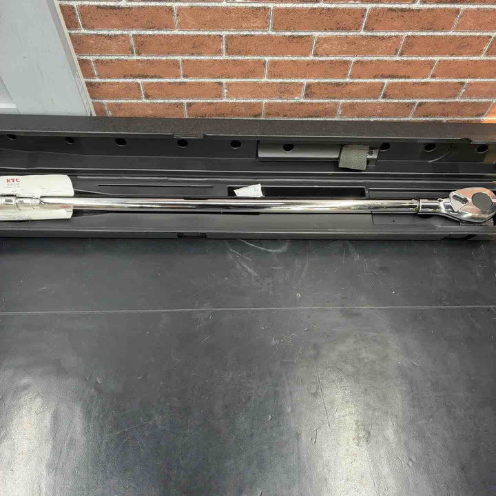 【未使用品】 KTC プレセット型トルクレンチ CMPB8008 【藤沢店】