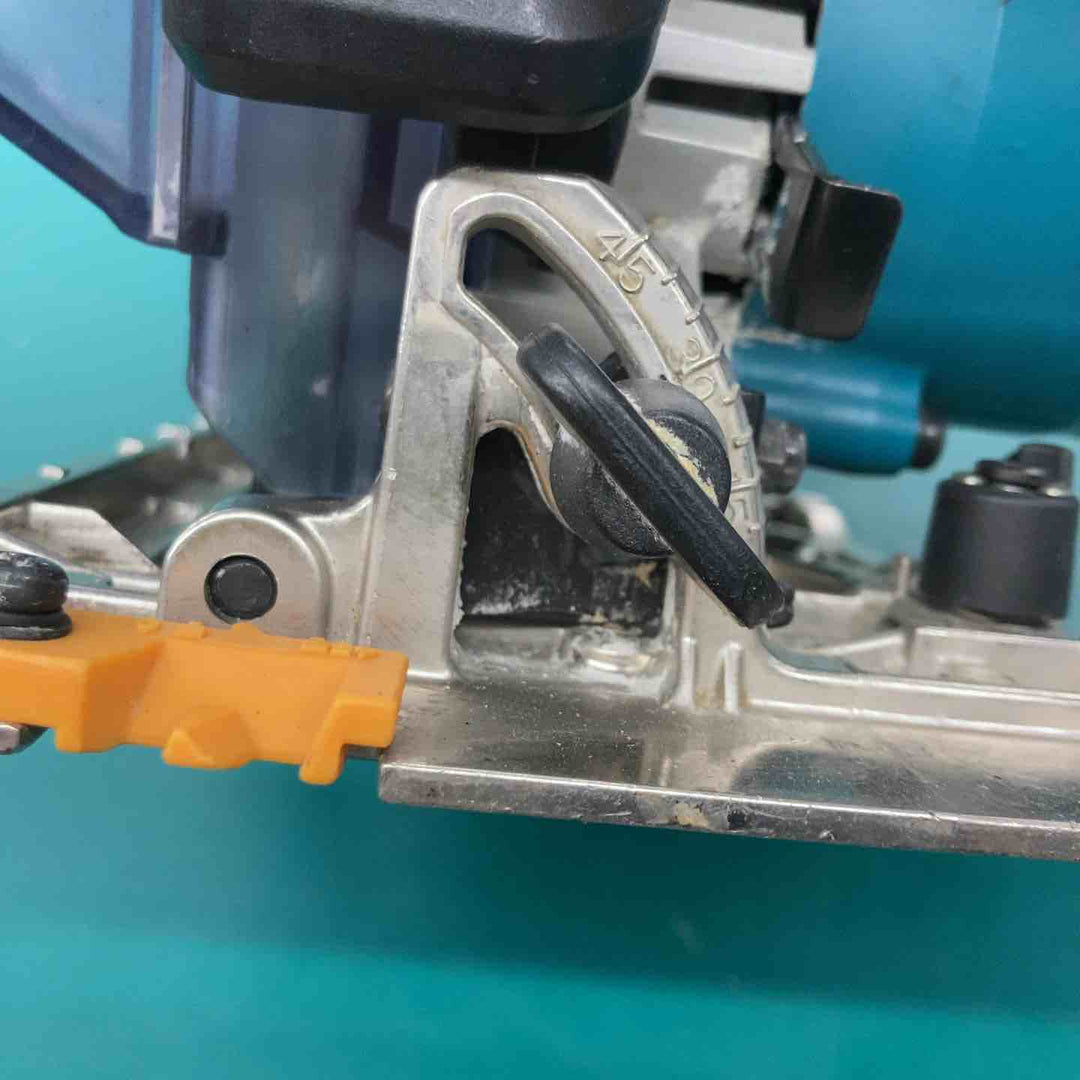 ★マキタ(makita) 防じん丸のこ KS4100F　蝶ねじ欠品【戸田店】