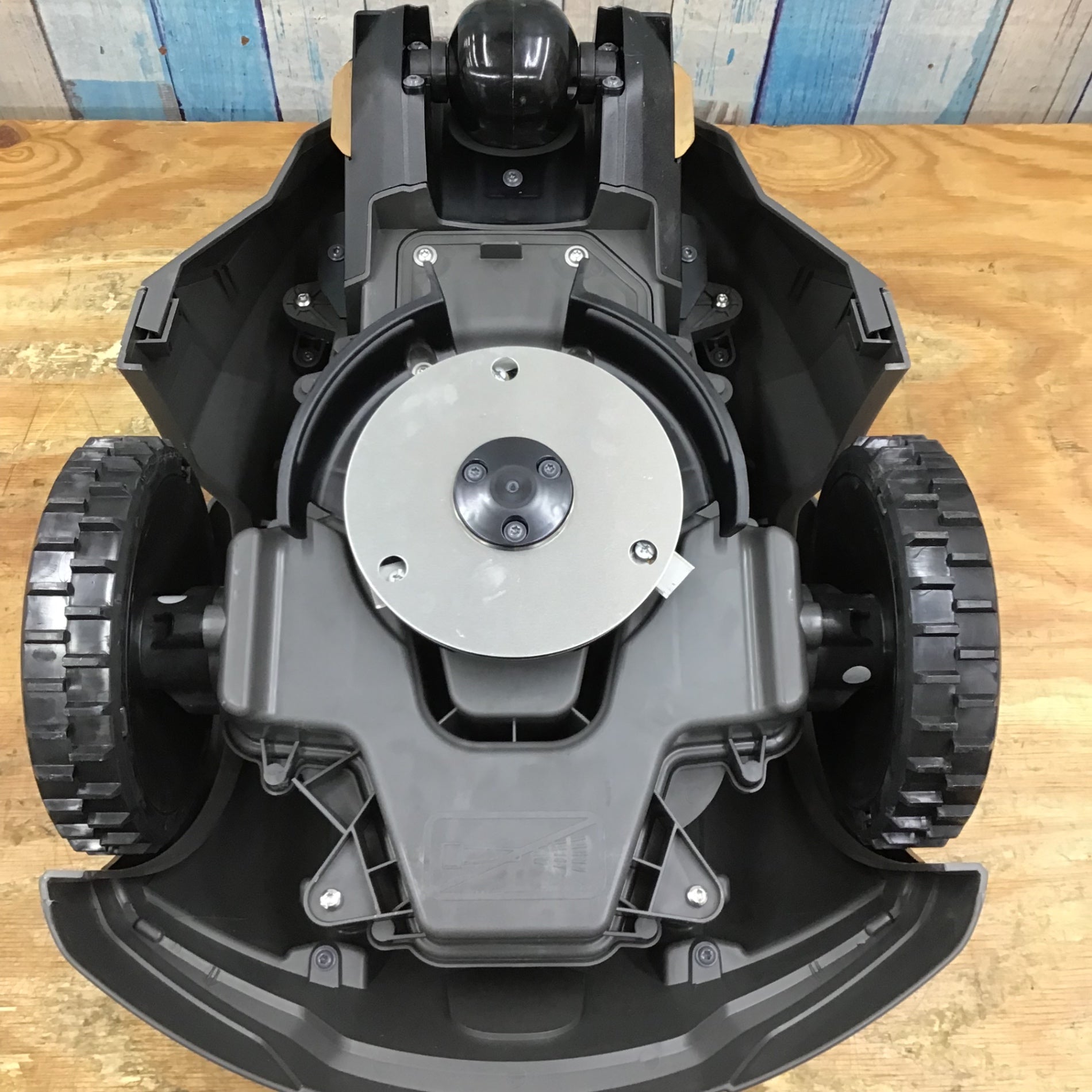 ハスクバーナ/Husqvarna ロボット芝刈機 Automower105 オートモア105