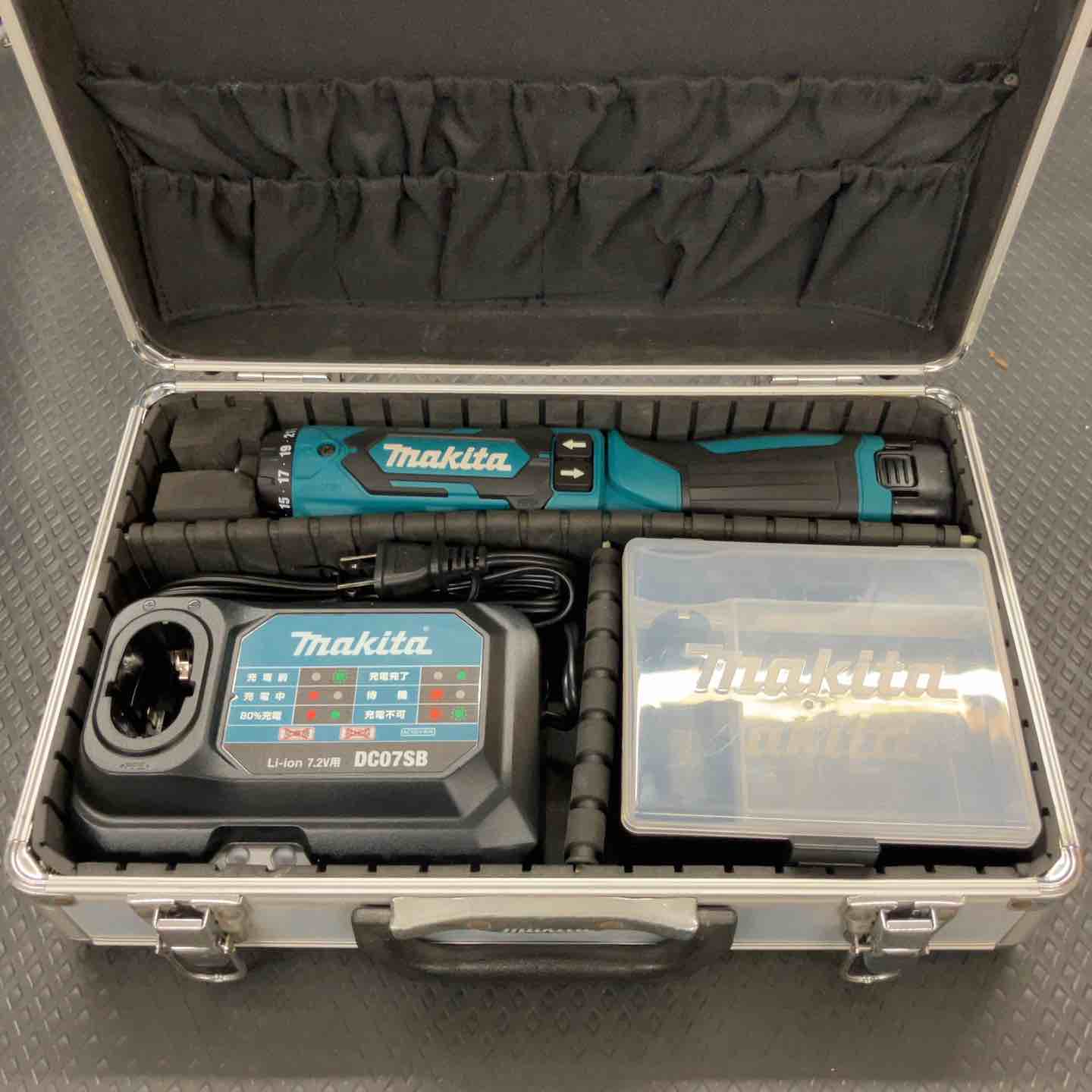 ★マキタ(makita) コードレスドリルドライバー DF012DSHX【鴻巣店】 ☆マキタ(makita) コードレスドリルドライバー DF012DSHX【鴻巣店
