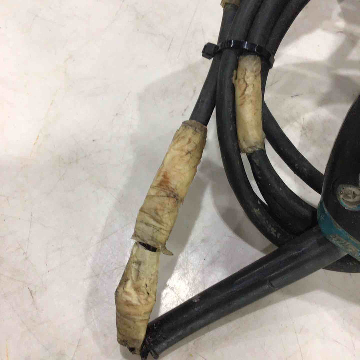☆マキタ(makita) かくはん機 UT2204【川口店】