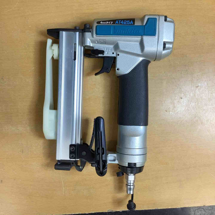 ★マキタ(makita) 常圧エアタッカ AT425AK【越谷店】