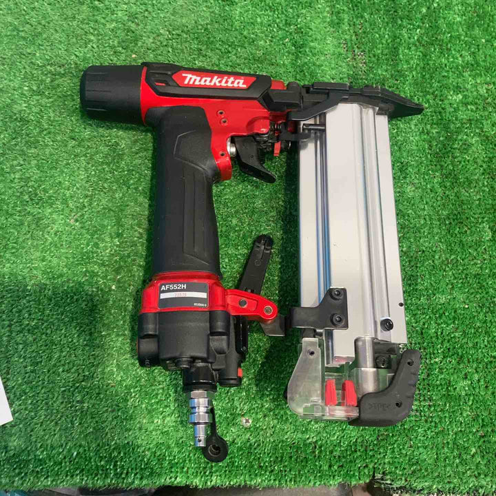 ★マキタ(makita) 高圧フィニッシュネイラ AF552H【町田店】