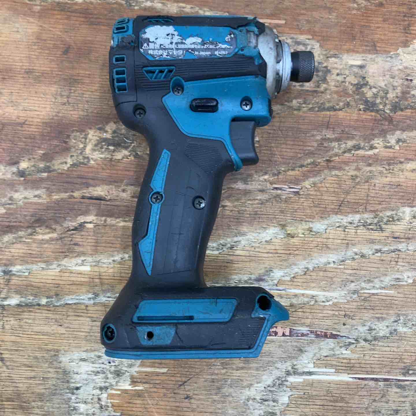 マキタ(makita) TD171DZ コードレスインパクトドライバー【市川行徳店】【店頭取引限定】【中古】管理番号：IT4HRA8NGHRE ☆マキタ(makita) コードレスインパクトドライバー TD171DZ【柏店