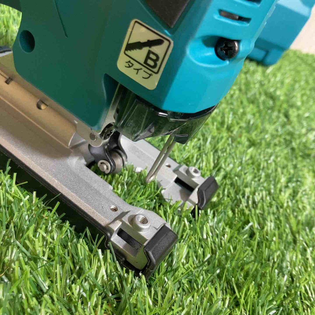 【美品】★マキタ(makita) コードレスジグソー JV182DZK　本体＋ケース　18V対応【戸田店】