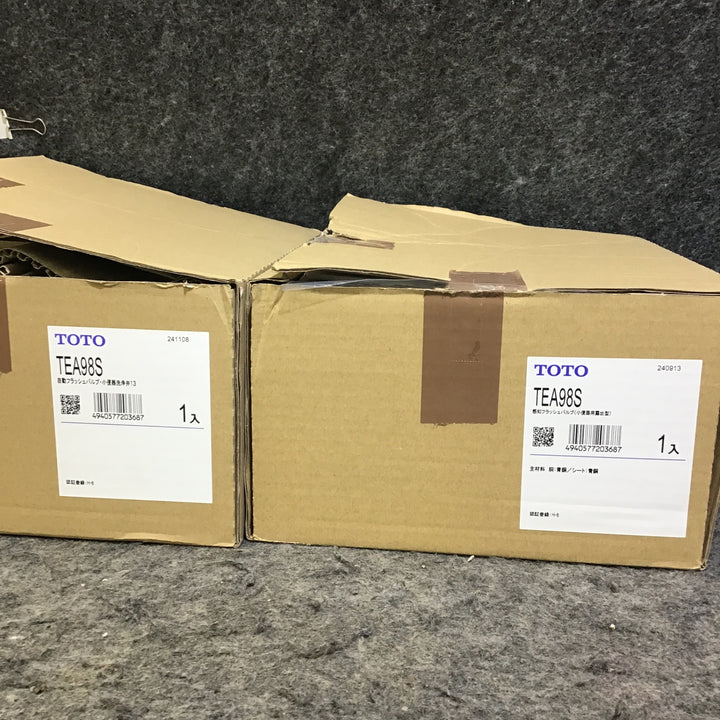 【美品※仕様・備考をご確認ください※】TOTO 小便器用 自動フラッシュバルブ（露出型、AC100V）TEA98S 2個セット【桶川店】