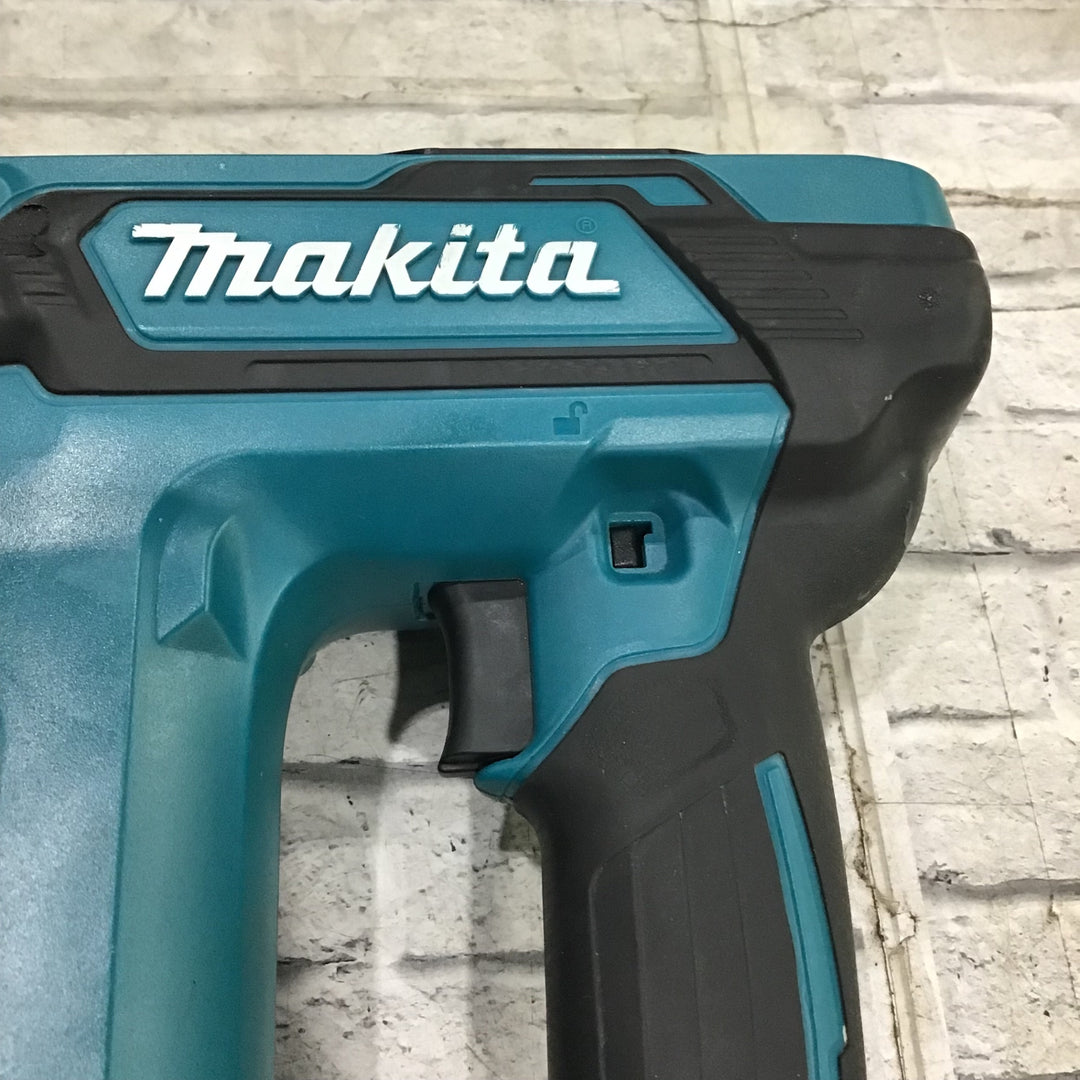 ★マキタ(makita) コードレスピンネイラ PT352DRG【川口店】