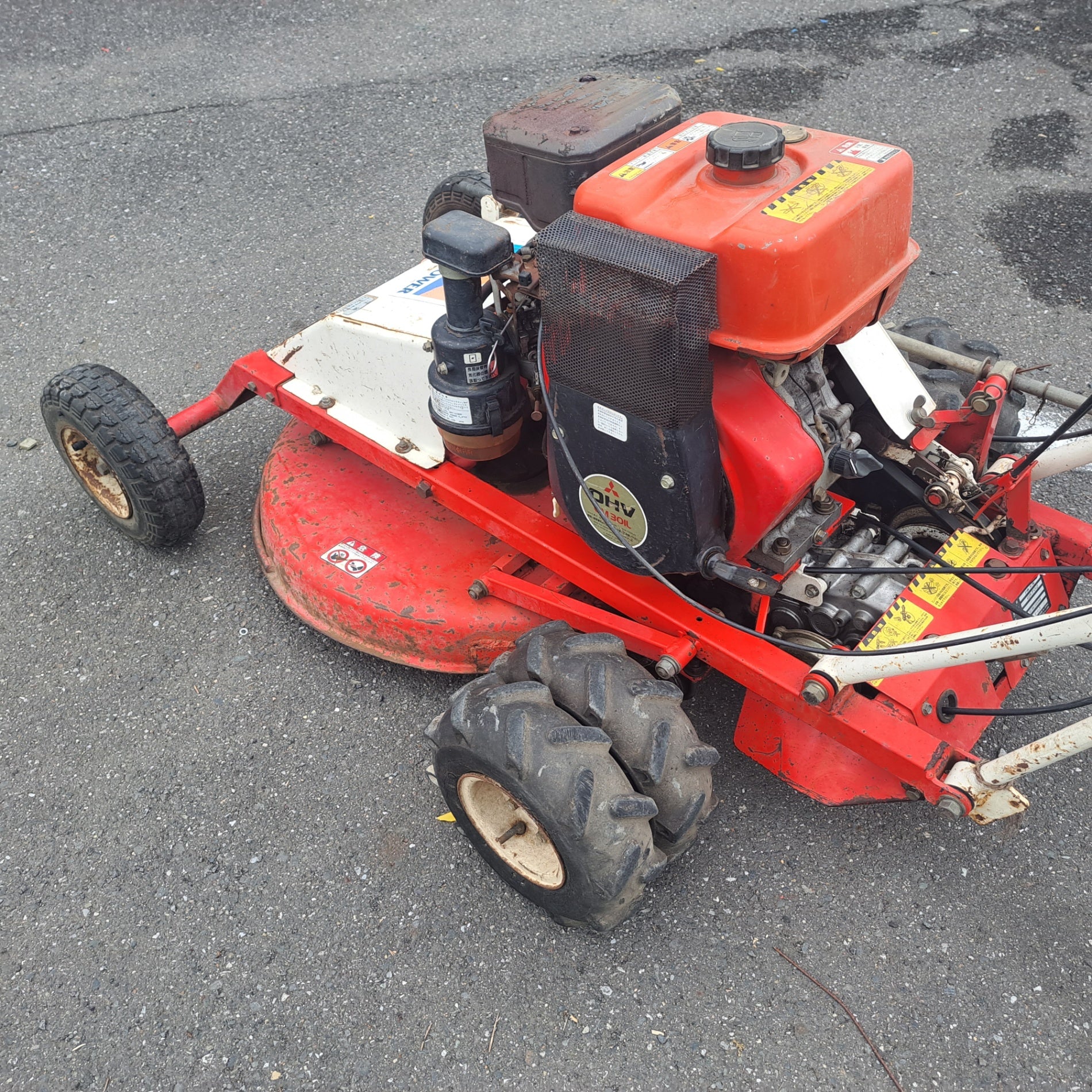 オーレック gr703 gr536 2台セット販売 自走式芝刈り機、草刈機 オーレック gr703 gr536 2台セット販売 自走式芝刈り機、草刈機
