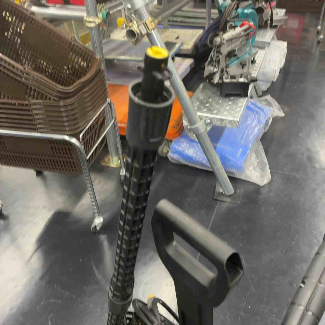 ◇ケルヒャー(KARCHER) 高圧洗浄機 K3 SILENT サイレント ベランダ 1.601-448.0 50Hz K3SLB/5【藤沢店】
