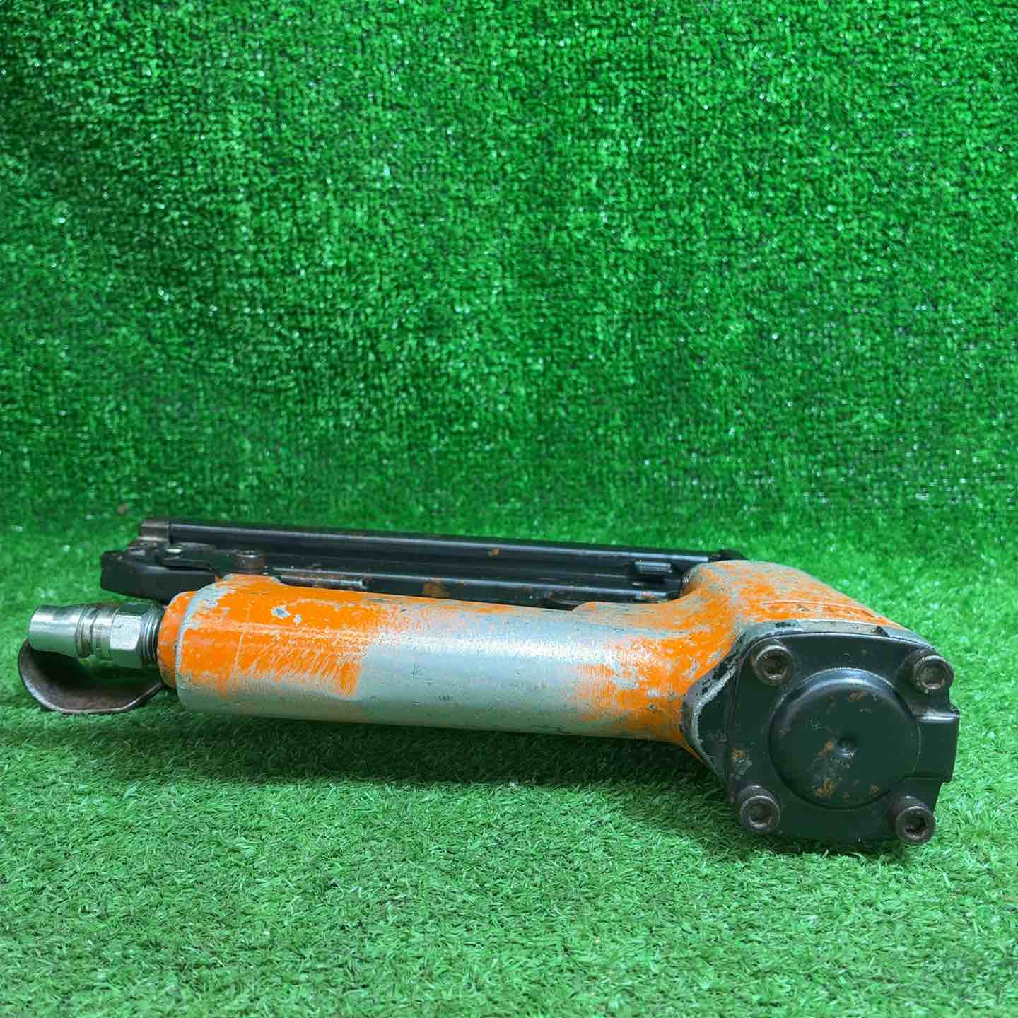 中古品】 マックス(MAX) 常圧エアタッカ TA-20A/422Jキュウオン 【藤沢