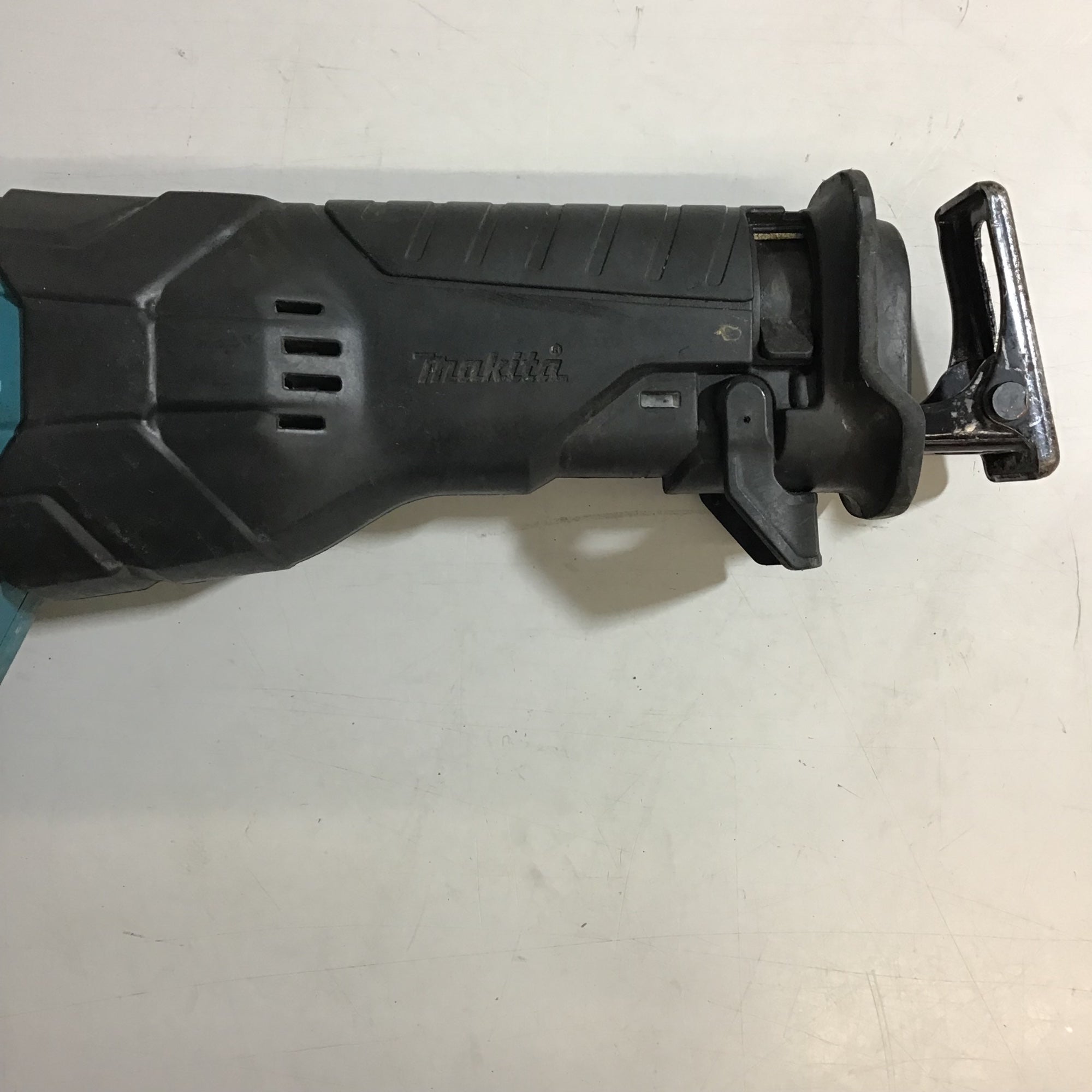 中古品】☆マキタ(makita) 40V コードレスレシプロソー JR001GZ【戸田