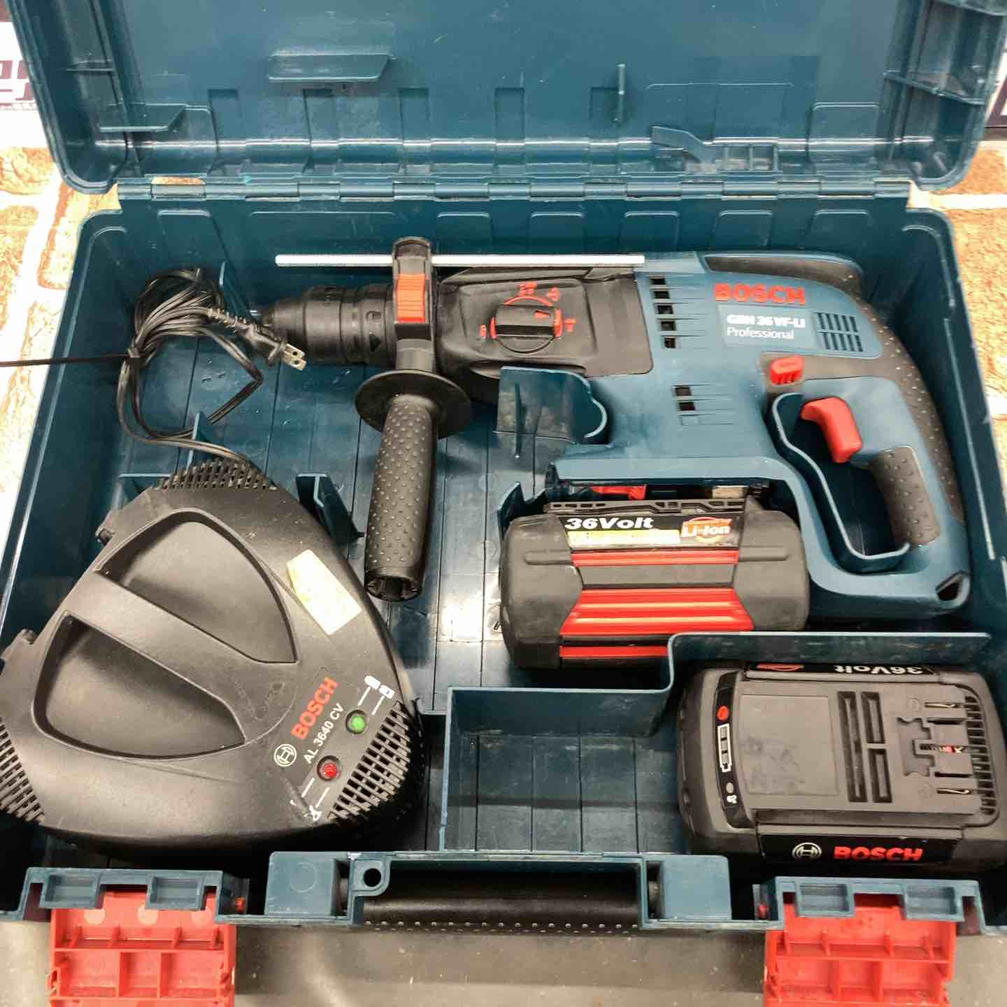 BOSCH ボッシュ GAH500DSE ハンマードリル 吸じんハンマドリル IT9OTERAJ8JU【リライズ市川行徳店】【店頭取引限定】【中古】 ボッシュ GAH500DSE オークション比較 - 価格.com