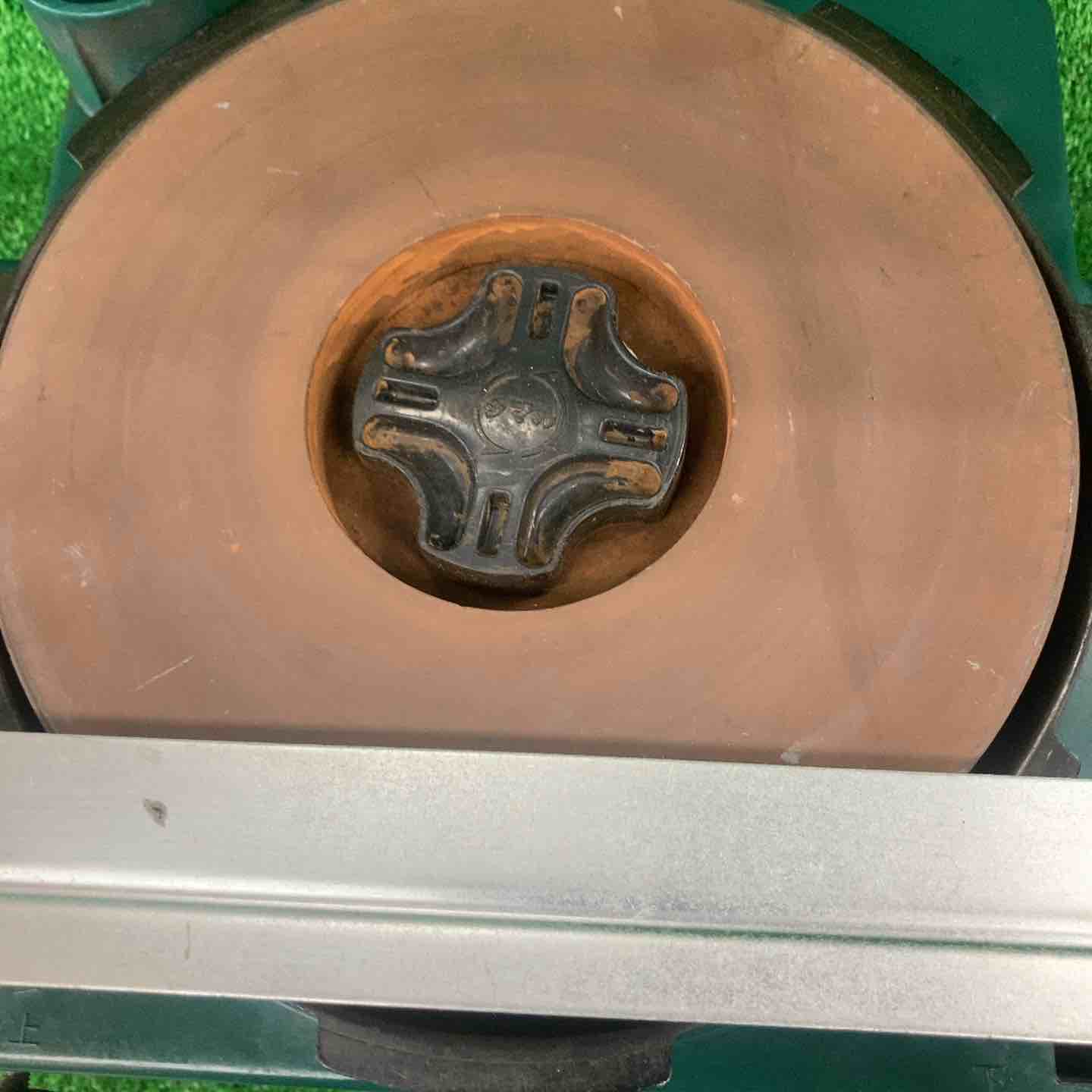 日立工機 刃物研磨機 砥石径205mm AC100V 家庭用刃物研磨用 GK21S2