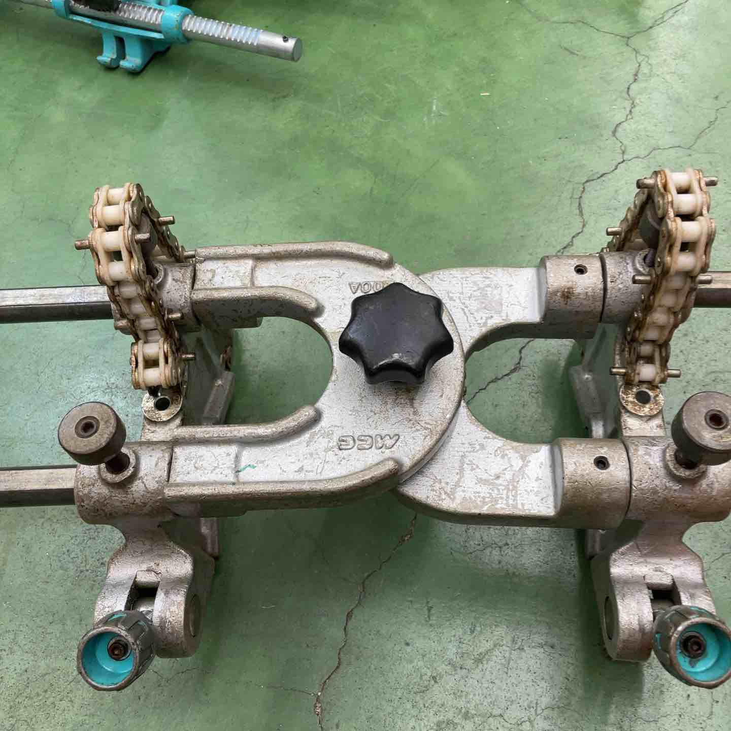松阪鉄工所 MCC ソケットベンドチーズクランプ 200A ESEI-20N？ 【桶川