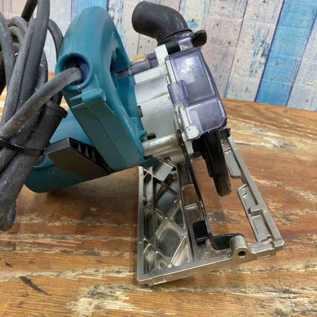 ☆マキタ(makita) 125mm防じん丸のこ 5055FKB【柏店】