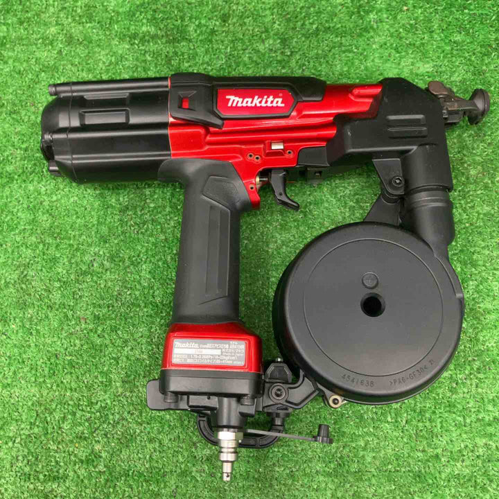 【美品】マキタ(makita) 高圧エアネジ打ち機 AR411HR【桶川店】