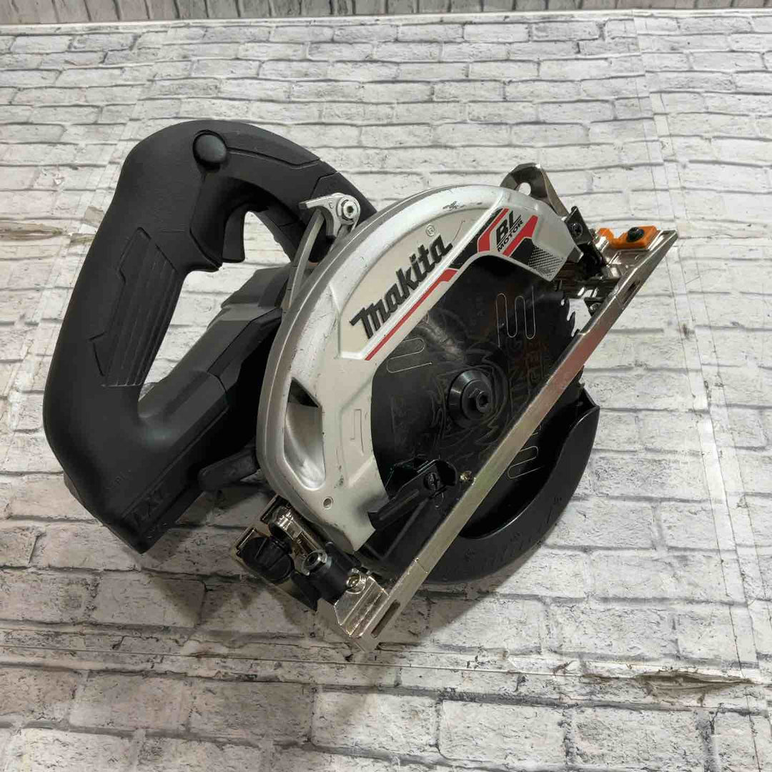 ★マキタ(makita) コードレス丸のこ HS631DRGXB ケースはございません【川口店】