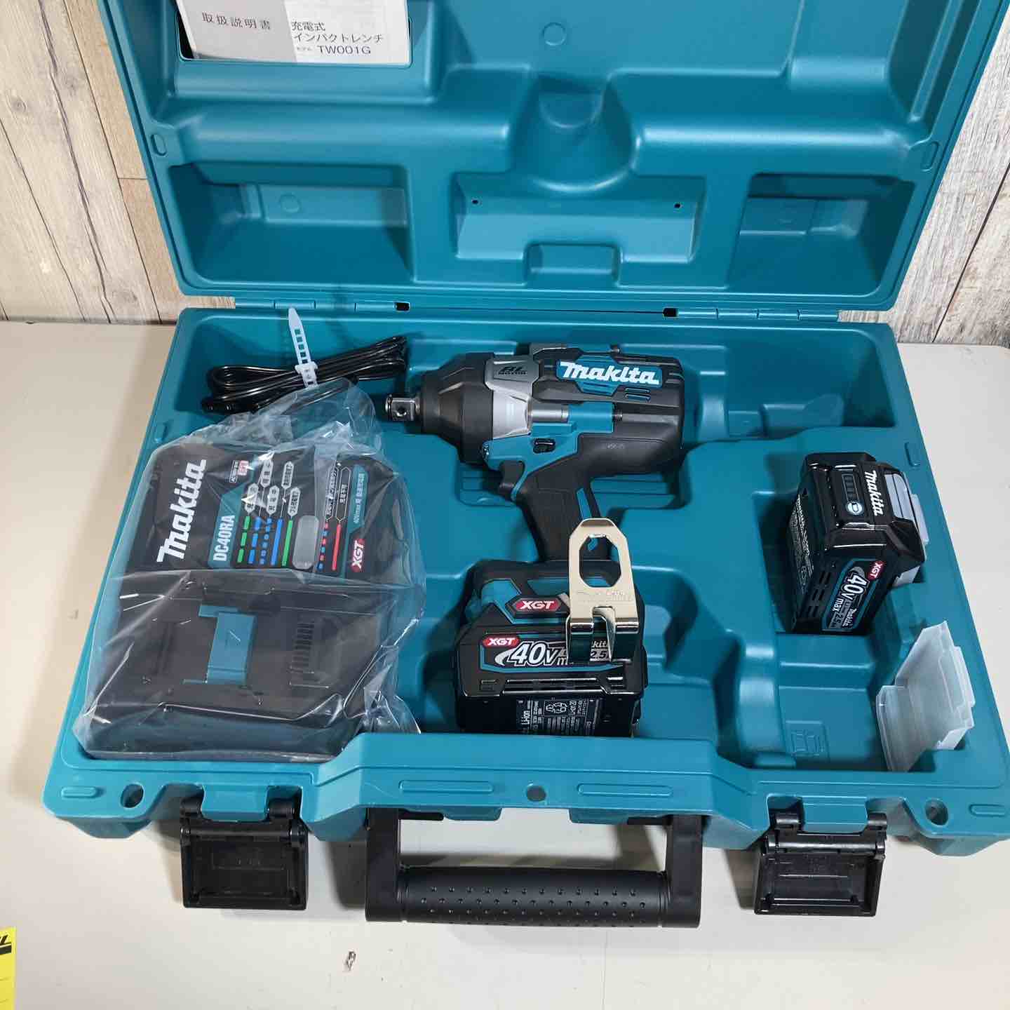★マキタ(makita) 40Vmax コードレスインパクトレンチ TW001GRDX バッテリー2個付属 純正品【戸田店】 ☆マキタ(makita) 40Vmax コードレスインパクトレンチ TW001GRDX