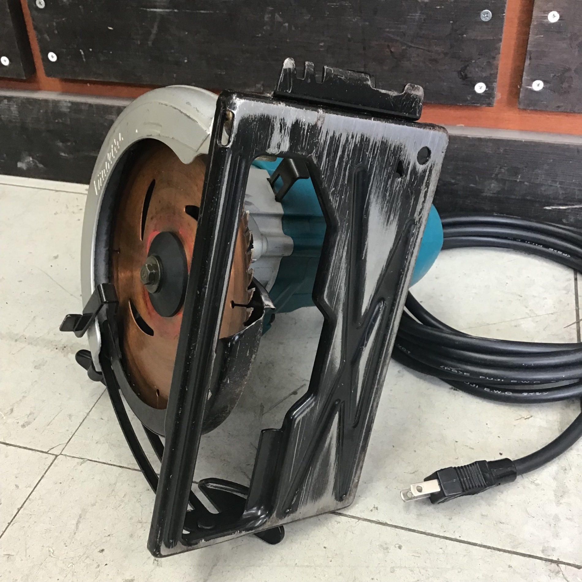 現状品】 マキタ/makita 5607BA マルノコ 【鴻巣店】 – アクトツール