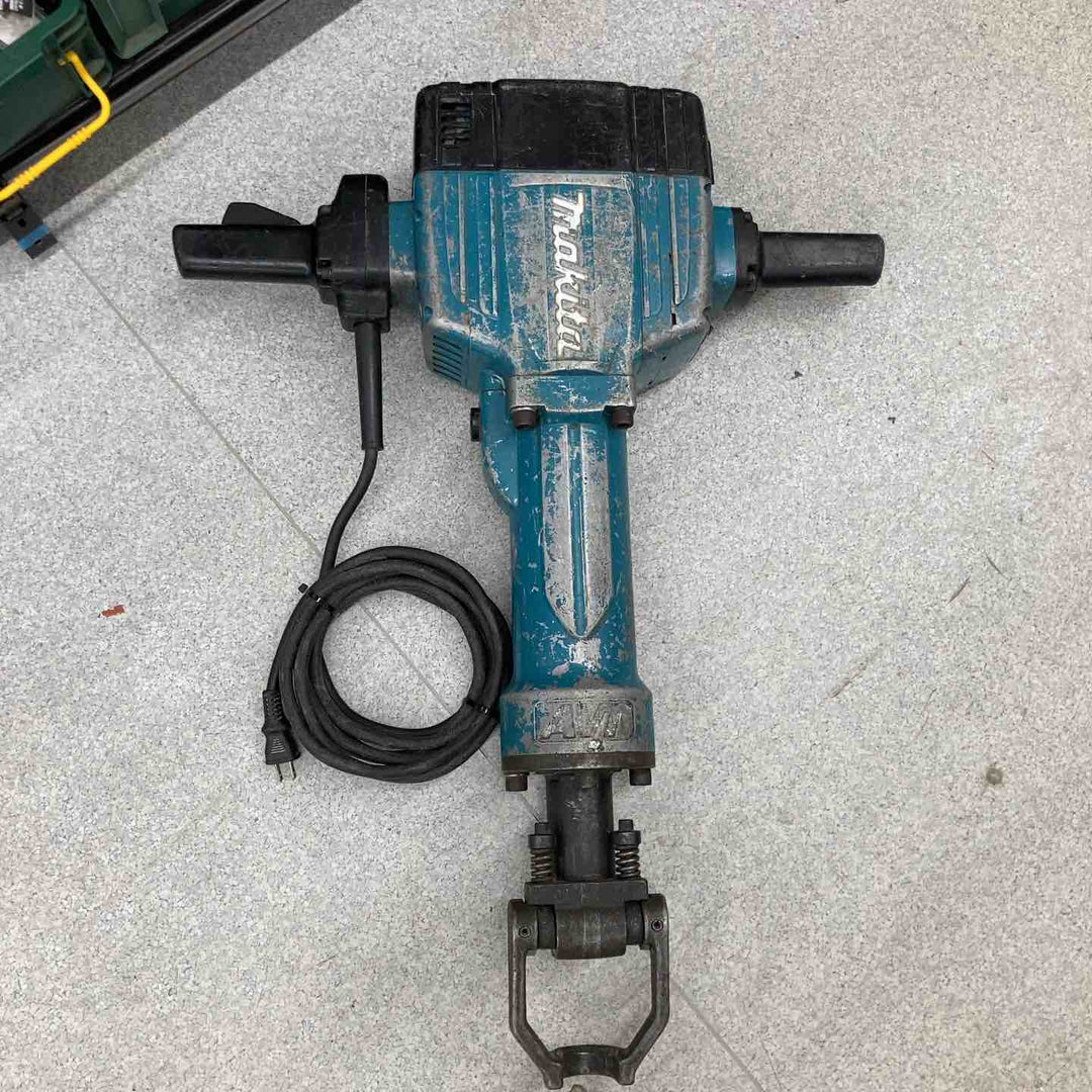 【店頭受取り限定】★マキタ(makita) 電動ハンマ HM1810【八潮店】