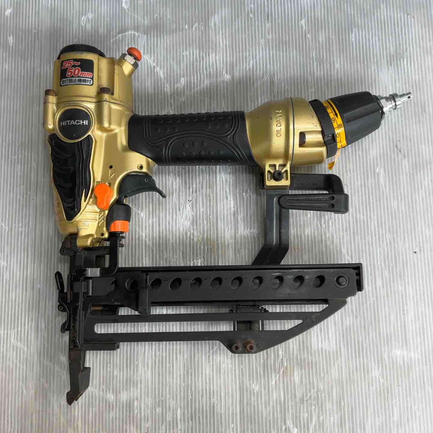 ☆ハイコーキ(HIKOKI \u203b旧:日立工機) 高圧フロアタッカ N5004HMF草加